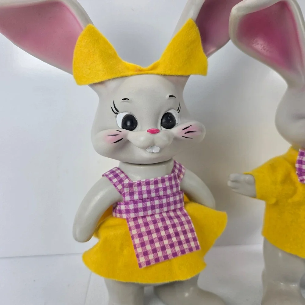 Vintage Roy Des of Florida Easter Bunny Pair Gray Yellow Felt Outfits 1969 VTG